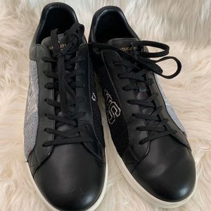 Louis Vuitton Men’s Gray/Black Luxembourg Sneaker
